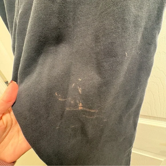 Women’s Under Armour Black Joggers with Some Bleach Spots size medium loose fit - Picture 8 of 13